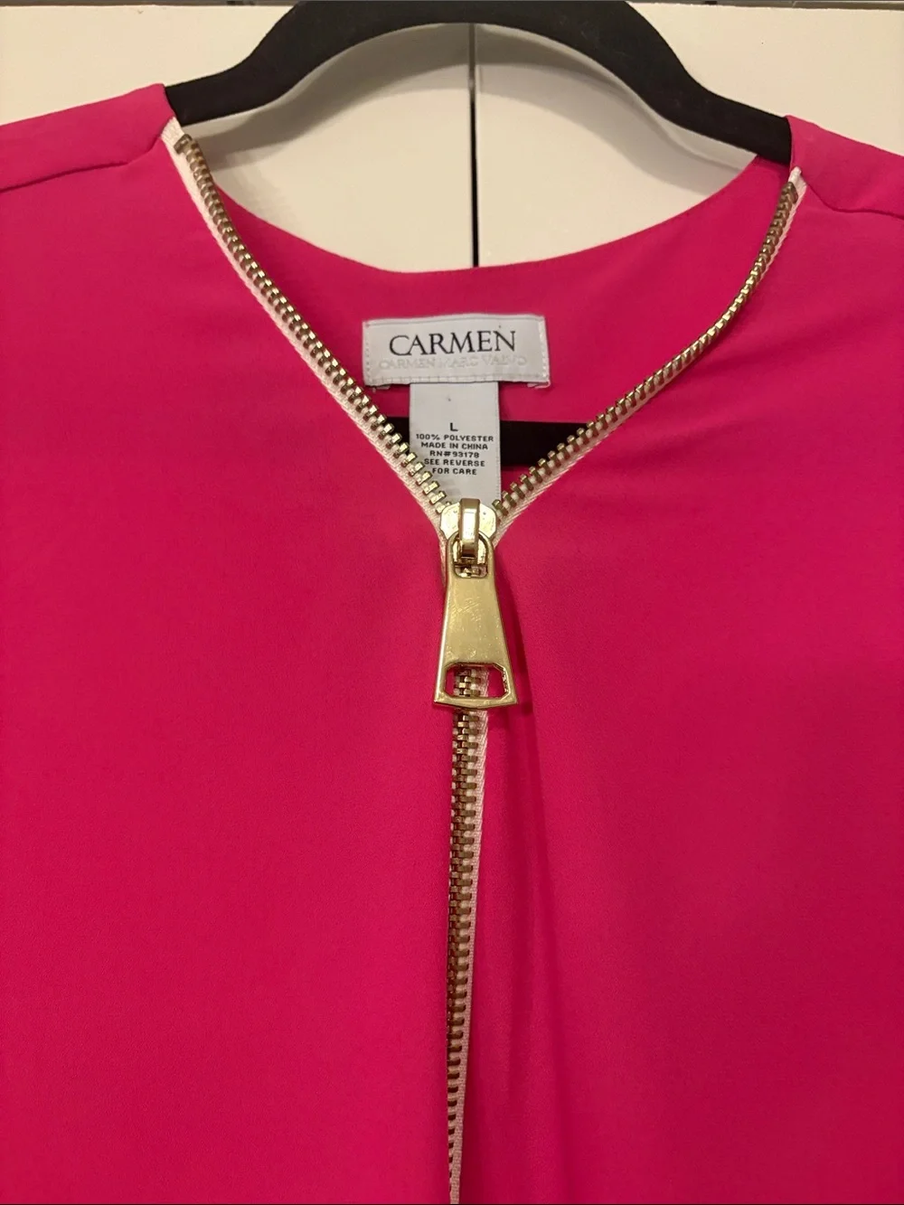 Carmen Marc Valvo Fuchsia Long-Sleeve Zip Front Blouse - Picture 5 of 6